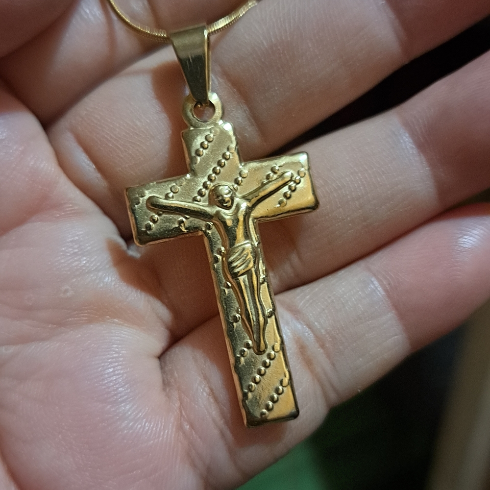 Gold Crucifix Pendant Necklace - Classic Religious Jewelry